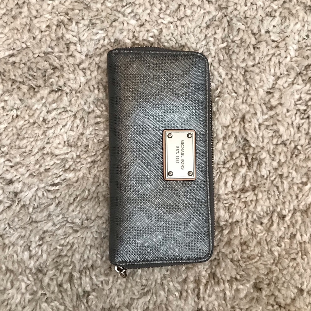 Silver Michael kors wallet